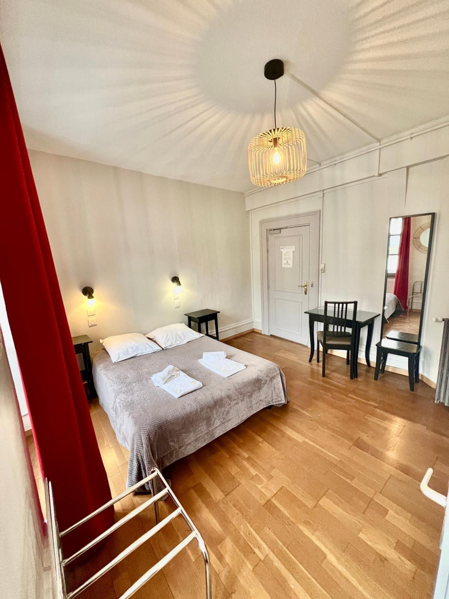 Hotel Patricia - Strasbourg Hyper Centre Luaran gambar